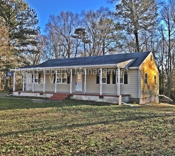 Primary Photo - 15300 Overstreet Ln
