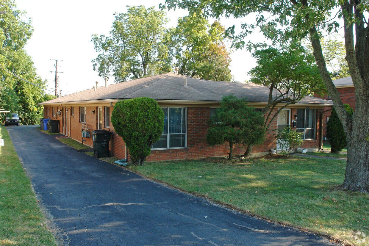 1061 Cross Keys Rd, Lexington, KY 40504 Apartments in Lexington, KY