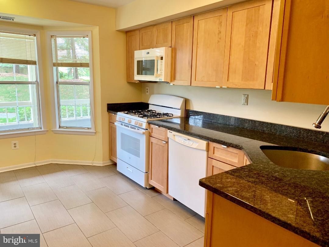 121 Commonwealth Ct Unit 3, Princeton, NJ 08540 Apartment for Rent in