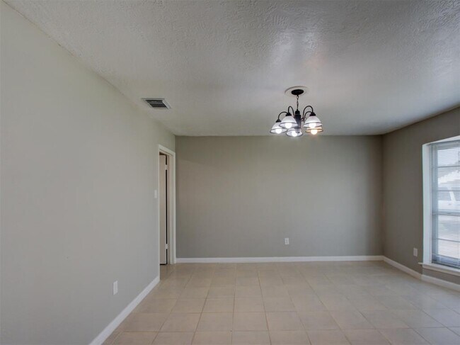 Foto del edificio - 10815 Montverde Ln