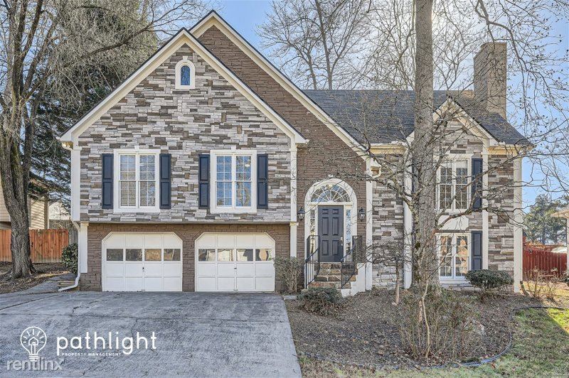 Primary Photo - 4 br, 3 bath House - 413 Two Iron Trail NW...