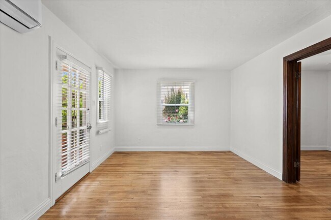 Foto del edificio - 4044 Huron Ave