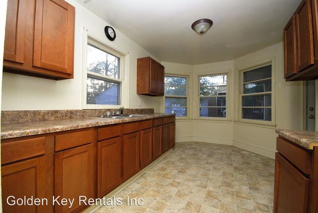 Building Photo - 3 br, 1 bath House - 601 S Andrews Ave.