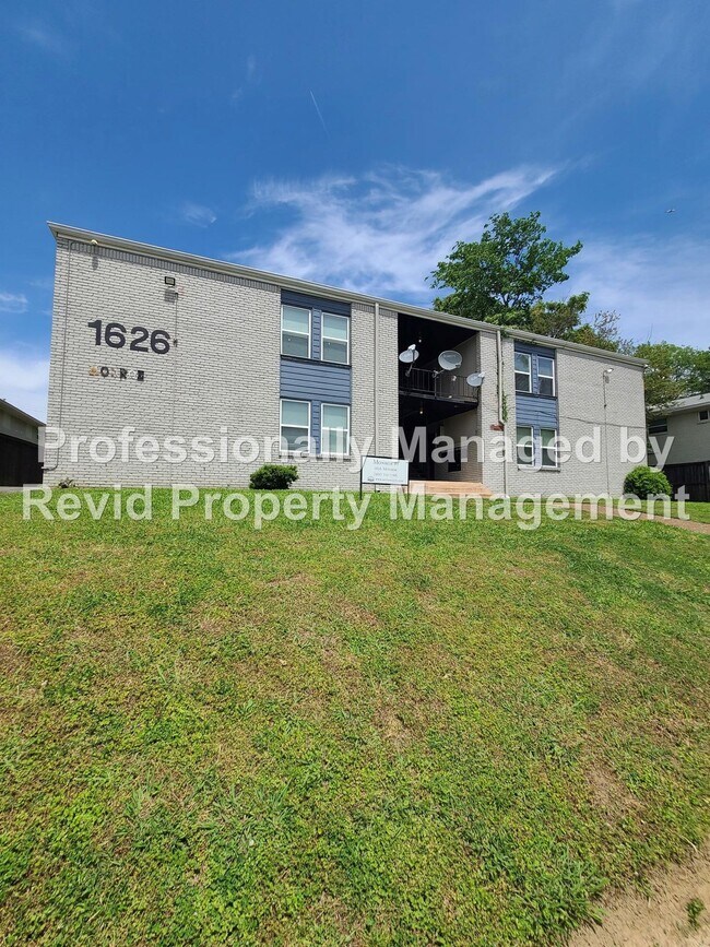 Foto del edificio - MUST SEE Midtown Apartment!  Newly Renovat...