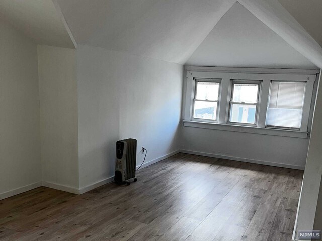 Building Photo - 124 Farnham Ave