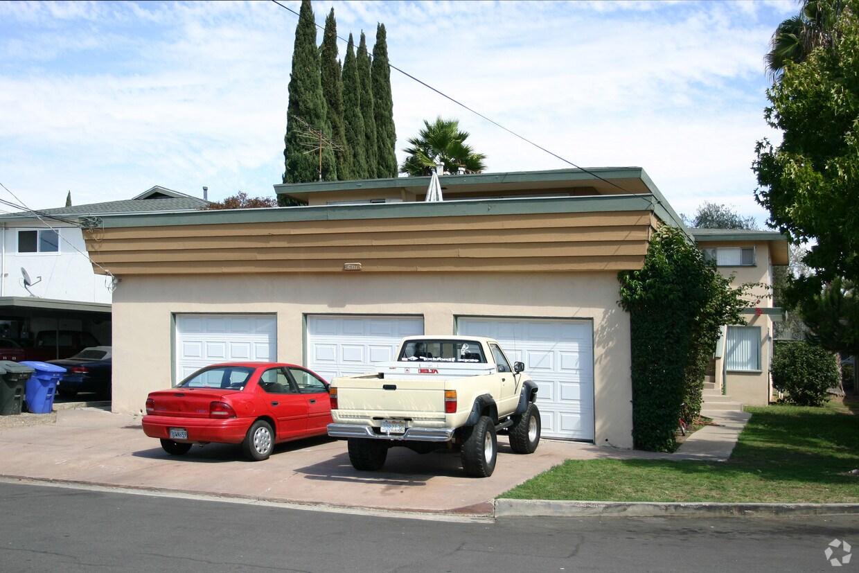 Building Photo - 5111 Dailey Ct