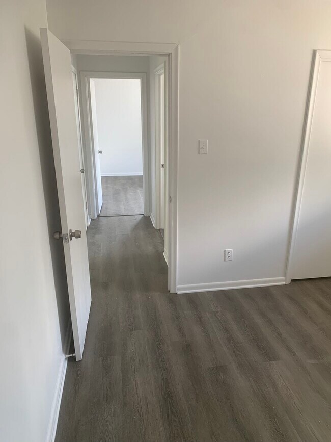 Foto del edificio - 459 Greenmount Dr