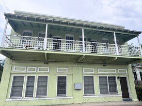 Building Photo - 1153 Walnut St