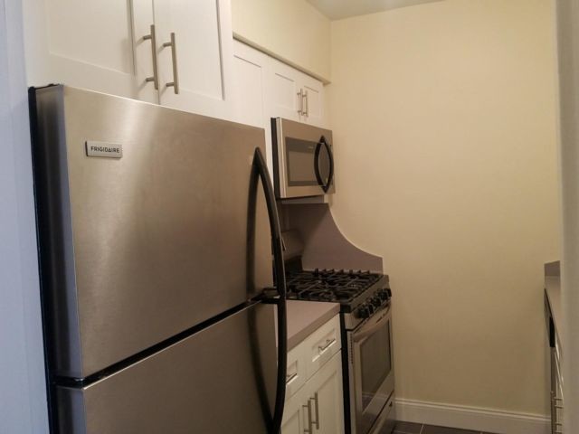 Building Photo - 3310 Nostrand Ave
