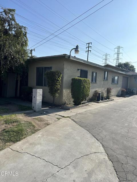 Foto del edificio - 17002 Downey Ave