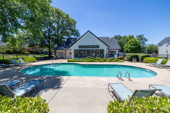 Piscina - Park on Gilder Creek