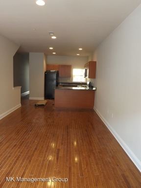Building Photo - 1807 W Berks St