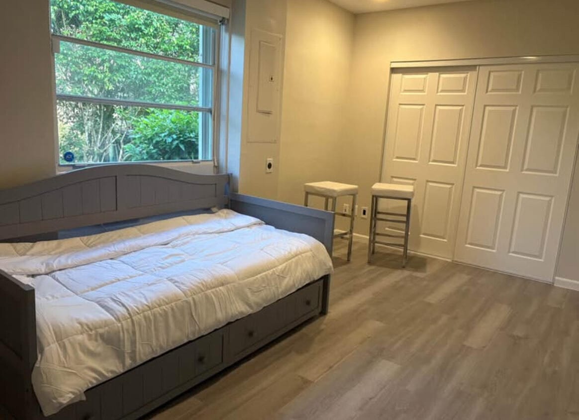 Foto principal - 1690 Corsica Dr