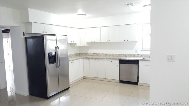 Foto del edificio - 3234 Garfield St