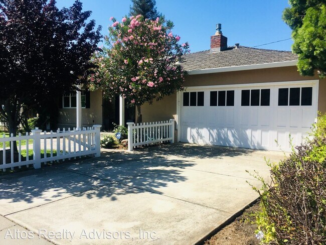 Foto del edificio - 3 br, 2.5 bath House - 1362 Ernestine Lane