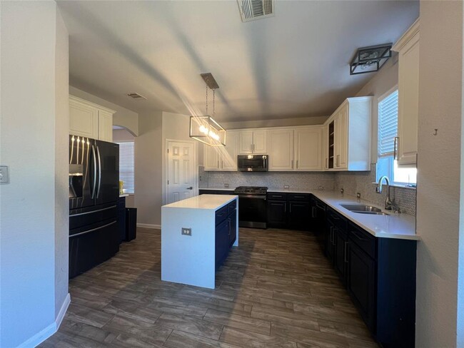 Building Photo - 18413 Shallow Pool Dr