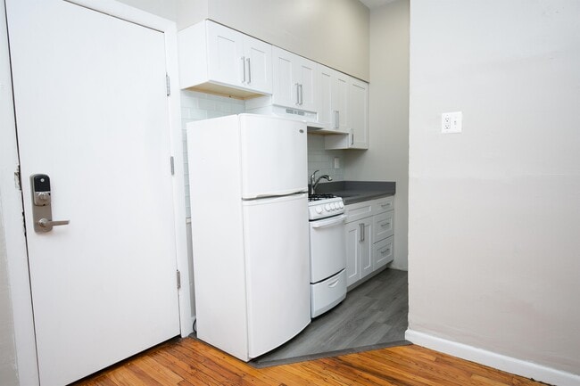 Building Photo - 1114 Spruce St