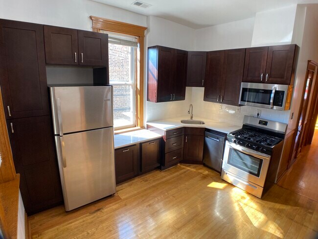 Building Photo - 3711 W 26th St