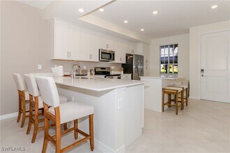 Building Photo - 5527 Double Eagle Cir