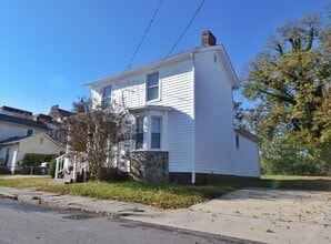 Building Photo - 1311 13th St