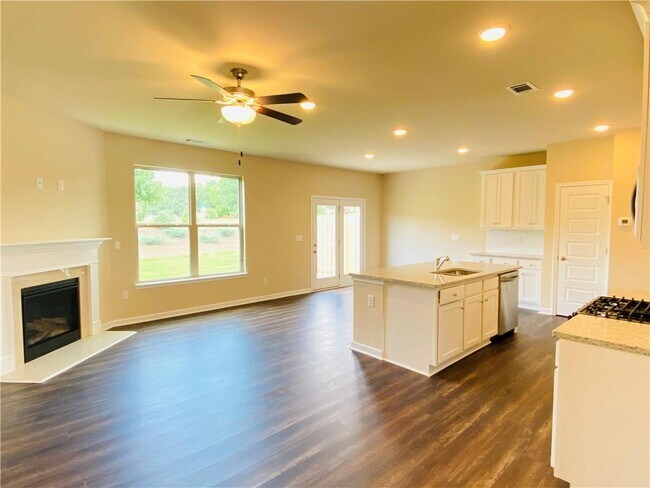 Foto del edificio - 3681 Prospect Point Dr