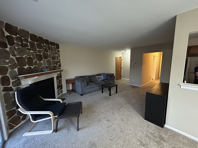 Building Photo - 7030 Park Ln Ct