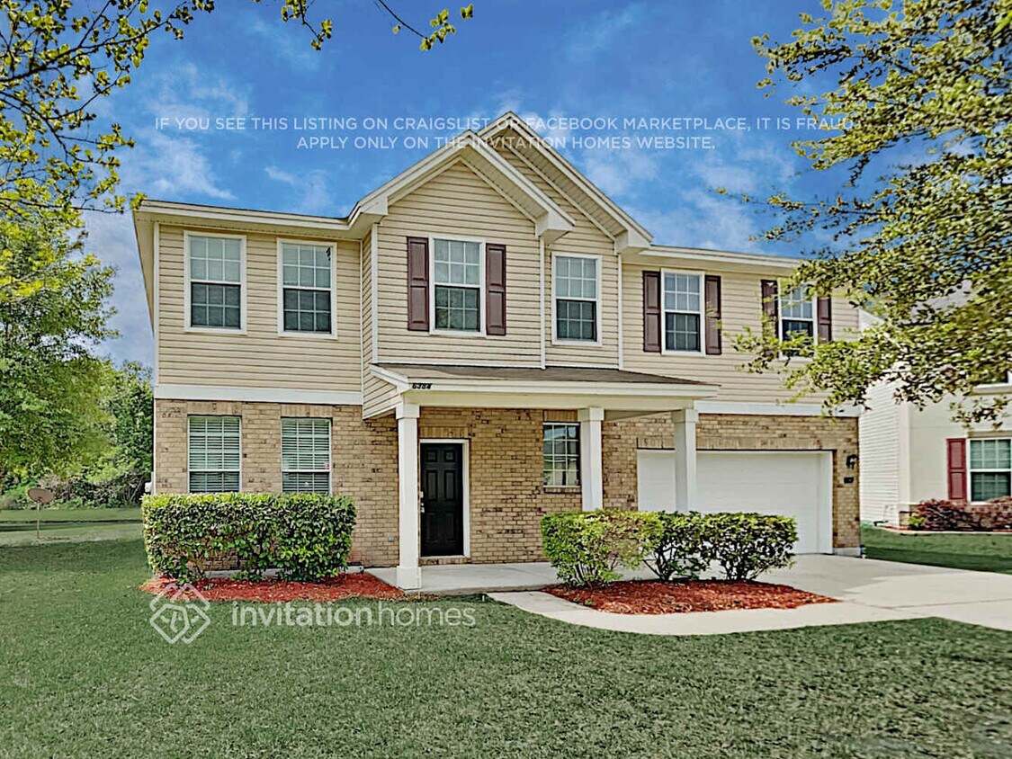 Foto principal - 6384 Louis Clark Ct