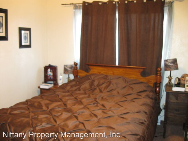 Building Photo - 2 br, 1 bath Apartment - 602-4 Torrey Lane
