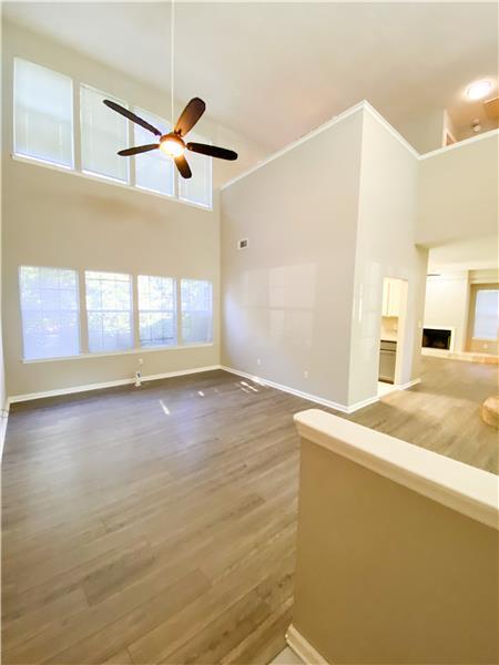 Building Photo - 1 Lantern Ln