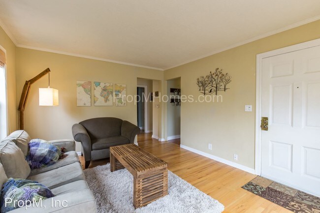 Foto del edificio - 2935 NE 77th Ave