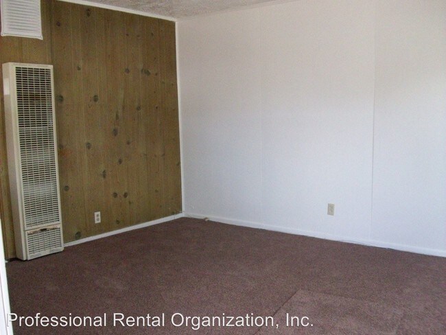 Building Photo - 1541 Menlo Ave