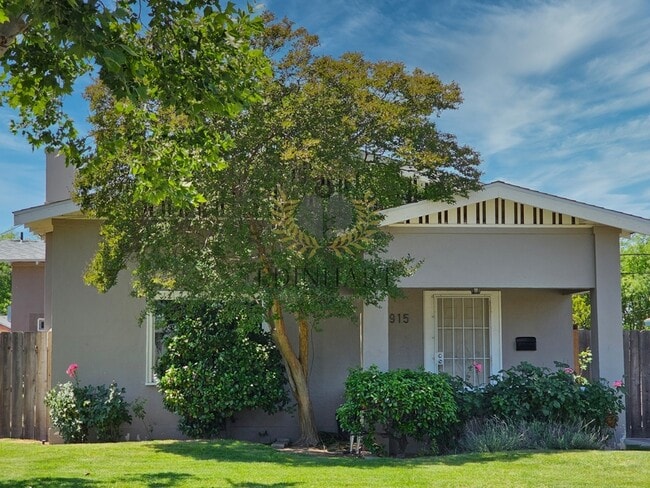 Building Photo - 915 N Harrison Ave