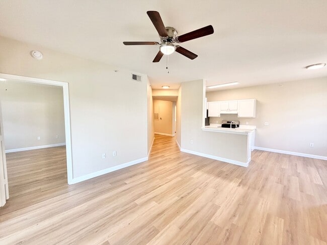Building Photo - 7925 Preserve Cir