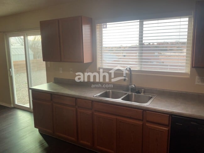 Building Photo - 5205 Caprock Dr NE