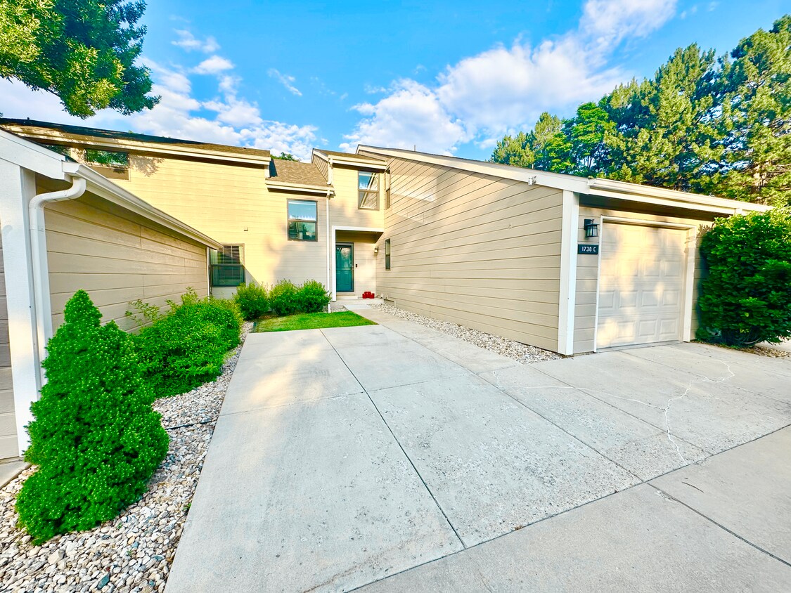 Foto principal - 1738 Brookhaven Cir W