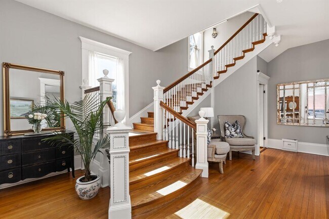 Foto del edificio - 201 Ramona St