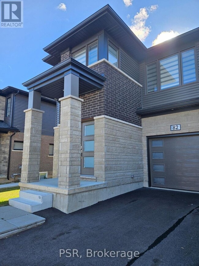 Building Photo - 82 Acacia Rd