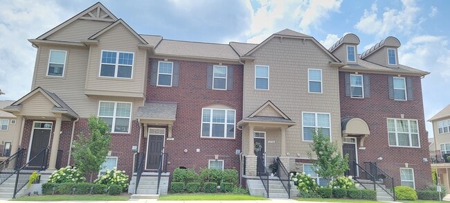 Building Photo - 2738 Helmsdale Cir