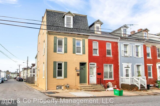 Building Photo - 5 br, 1 bath House - 26 N Sherman Street