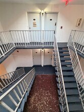 Building Photo - 7250 SW 94th Pl