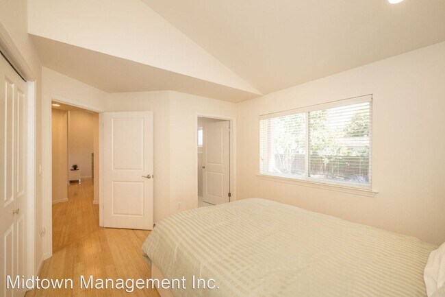 Building Photo - 2 br, 2 bath House - 882 Colorado Ave