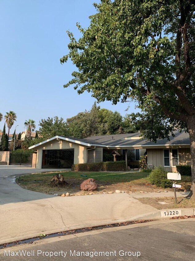 8 Apartments for Rent in Granada Hills, CA Westside Rentals