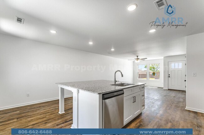 Foto del edificio - Spacious 3-Bedroom Home – Your Perfect Family Home!