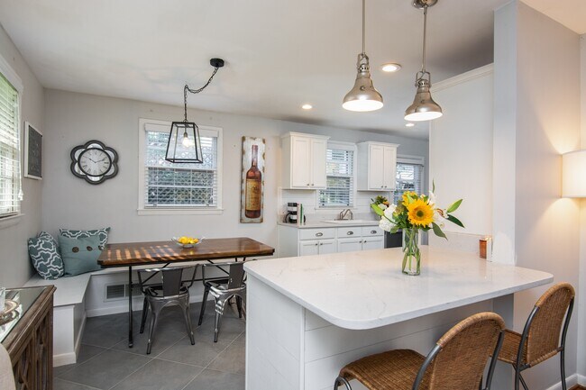 Foto del edificio - 534 Northcrest Drive