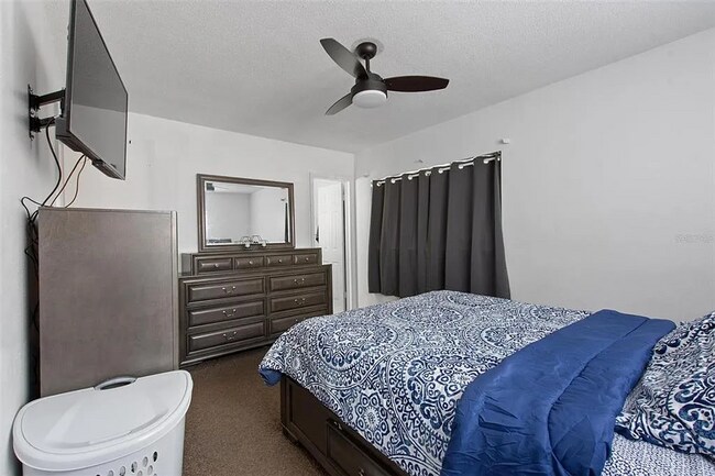 Building Photo - Winterhaven Rental!