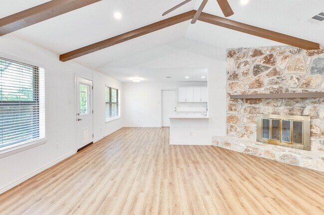 Building Photo - 1410 Vista Ridge Cove