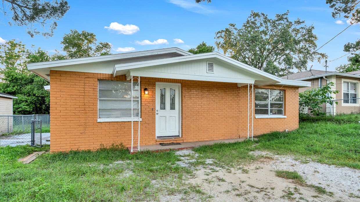 Primary Photo - 3614 N 55th St