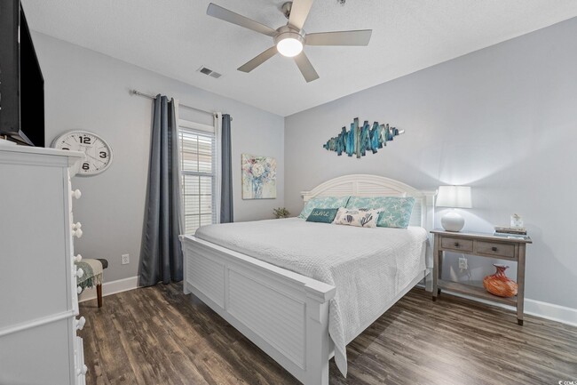 Foto del edificio - 4846 Carnation Cir