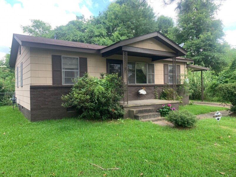 Foto principal - 1535 Gilmore St