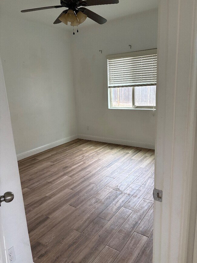 Foto del edificio - 3806 N Alamos Ave